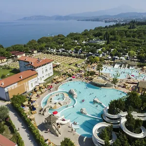 ***** Campeggio Piani Di Clodia Holidaypark Italia